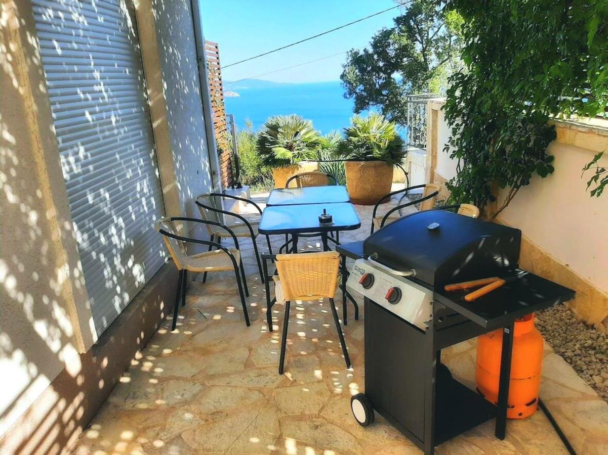 Apartments Oktopus Sutomore Exterior photo
